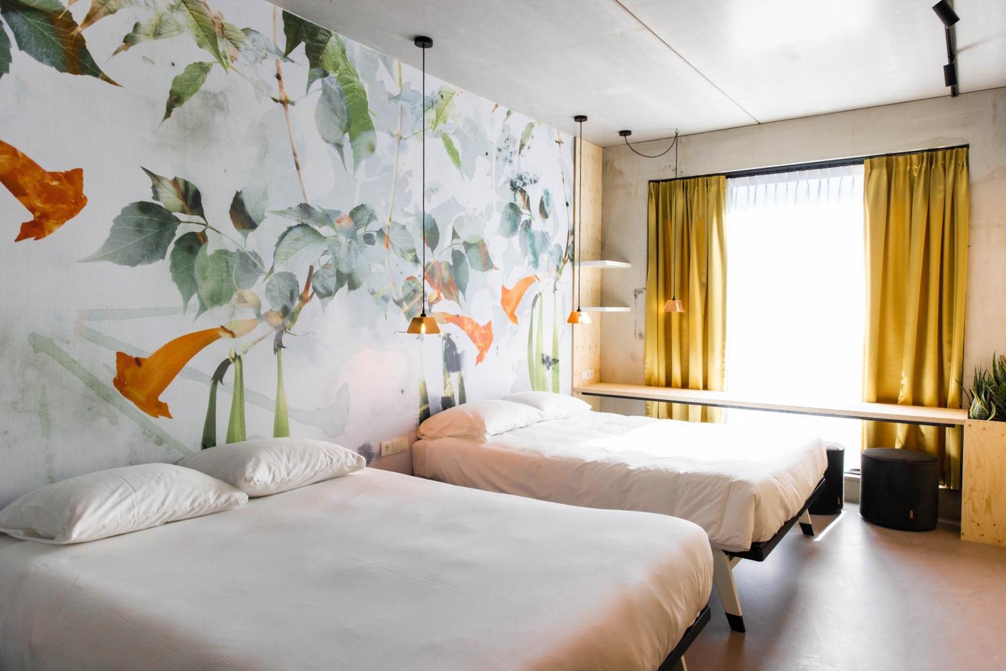 Moloko, Modern Designed Sleep & Shower Hotel In City Center, Digital Key By Sms Enschede Exterior foto